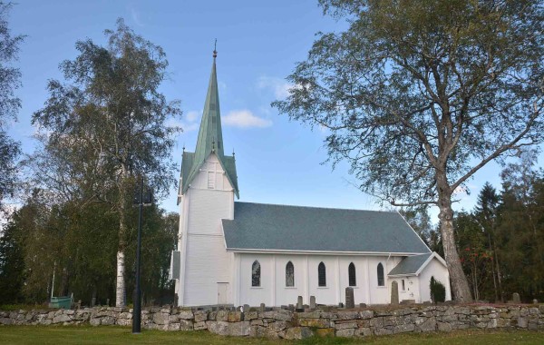 15. Trømborg kirke